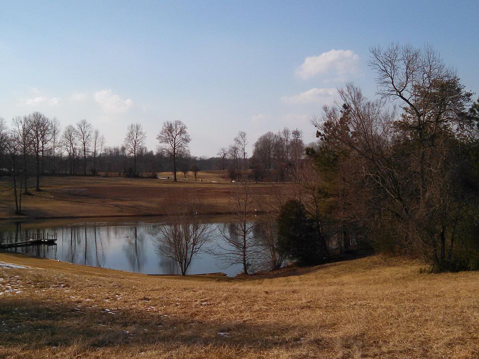 1st image of 163 Twin Lakes Dr