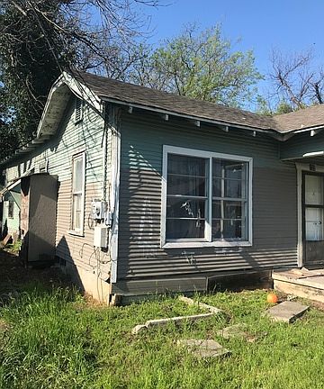 2nd image of 122 Sonora St