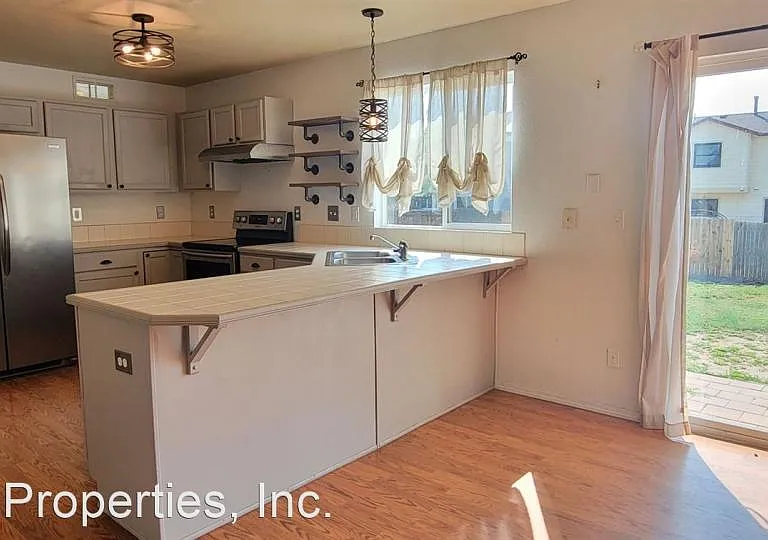 3241 Viero Dr — Photo 5