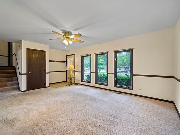 5th image of 880 Helen Ave