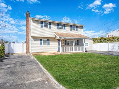 18 Saint Joseph Avenue, Ronkonkoma, NY, 11779