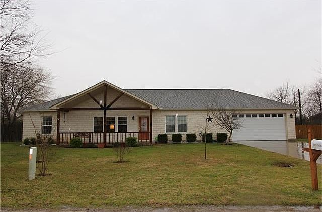 1st image of 1221 Lovers Ln