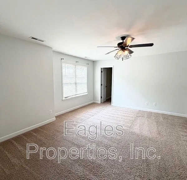 215 Ingram Fields Dr — Photo 12