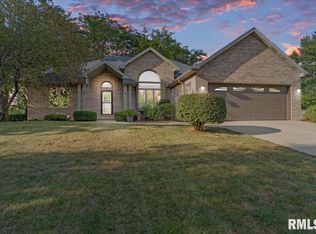 3989 Springer Ln, Springfield, IL 62711