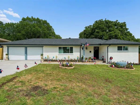 800 Lee Dr, Bedford, TX 76022