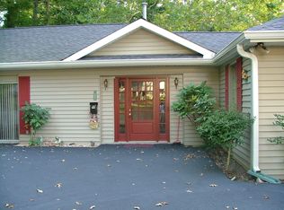 106 Morris Ln, Oak Ridge, TN 37830