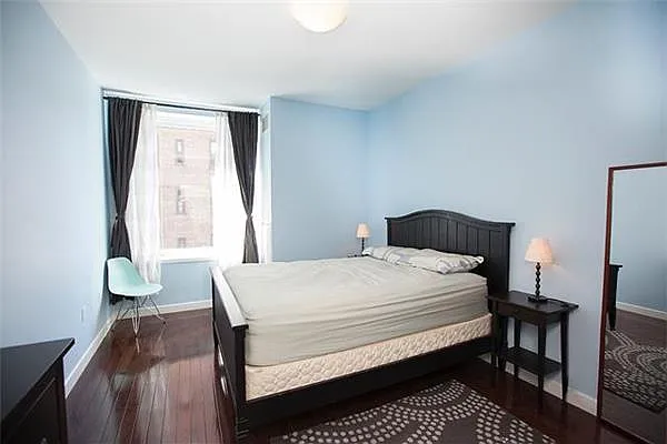 Sold by Park River | media 19