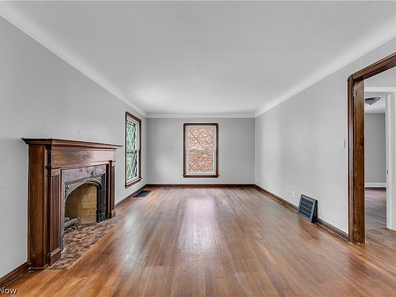5th image of 18033 Ponciana Ave