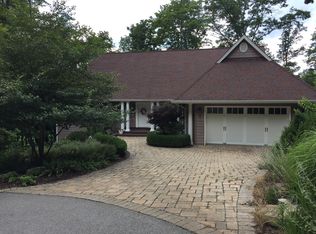 153 Charles Ln, Daniels, WV 25832