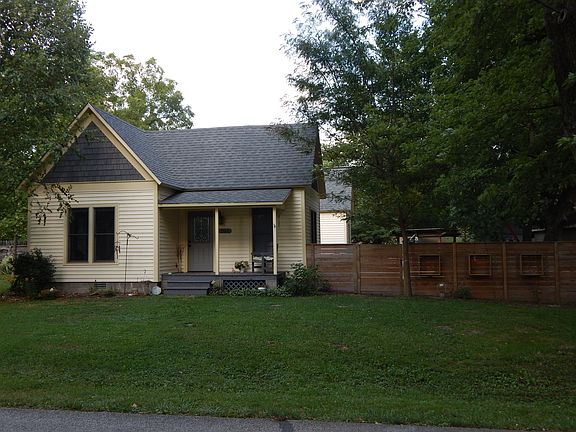 2nd image of 208 N Otis Ave