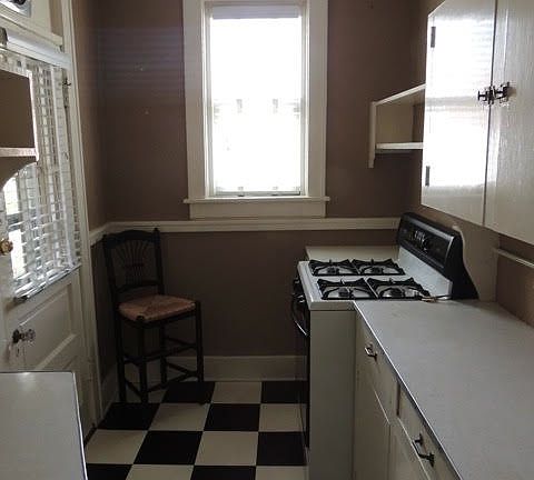 5th image of 828-A2 N Elm St