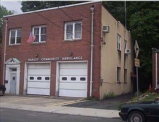 2nd image of 202 Main St