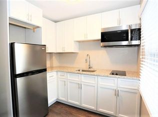 296 Meridian St APT 3, Boston, MA 02128