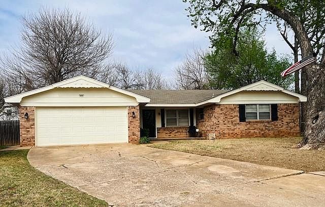 1st image of 335 W Cedar Dr