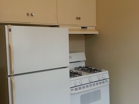 5th image of 410 23rd Ave APT 3