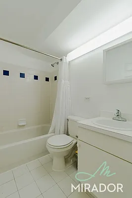 Rented by Mirador Real Estate | media 18