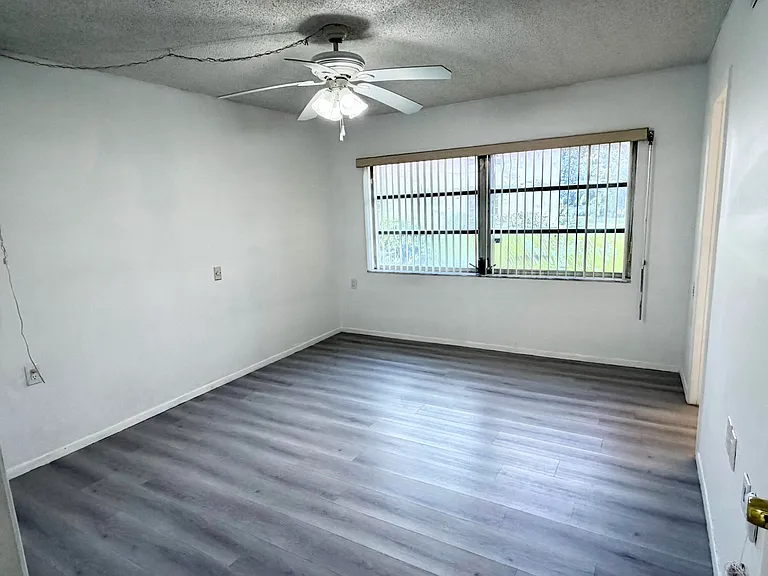 1101 Bahama Bnd #A1 — Photo 9