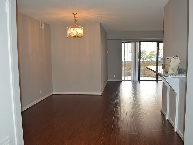 5904 Mount Eagle Dr #117 — Photo 7
