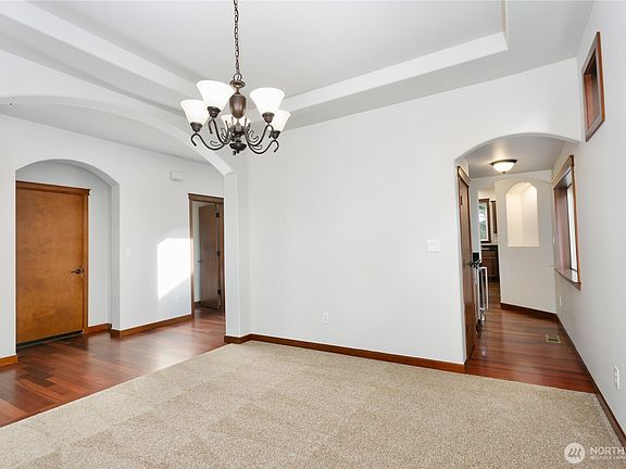 5th image of 2306 43rd Avenue SE