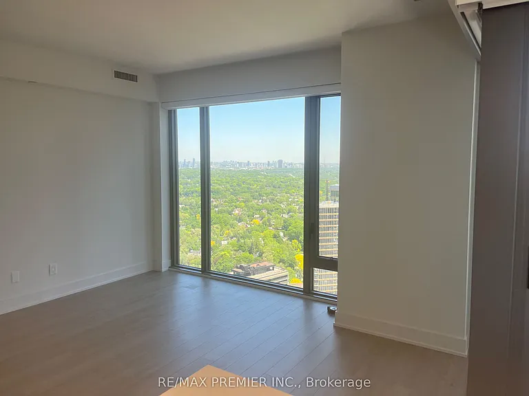 8 Cumberland St #3506 — Photo 23