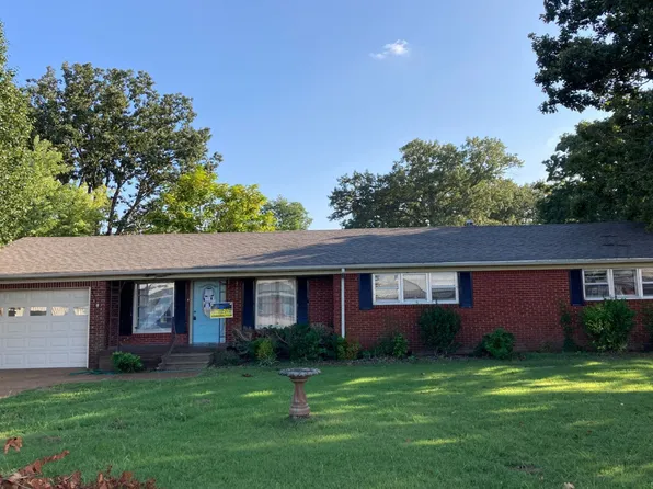 450 Main St E, Savannah, TN 38372