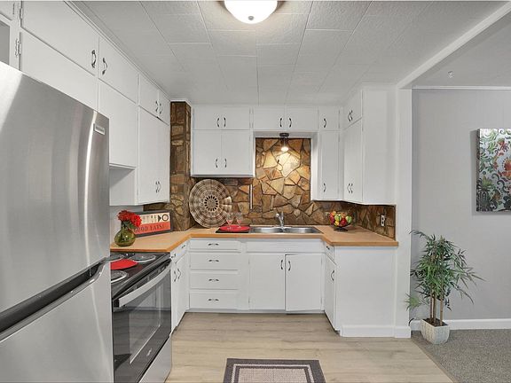 4th image of 560 E Joseph Ave