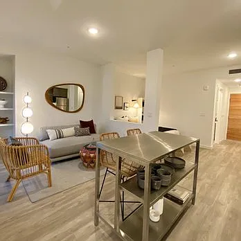 Picasso Brentwood — Photo 17