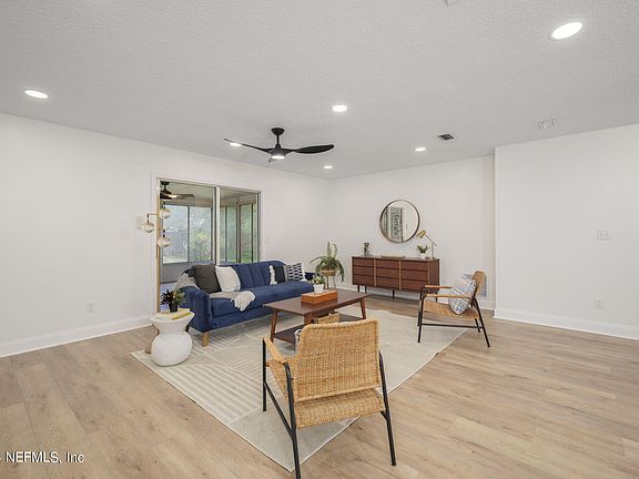 5th image of 2765 OAKDALE Drive W