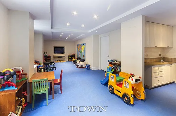 Sold by Town Residential | media 16
