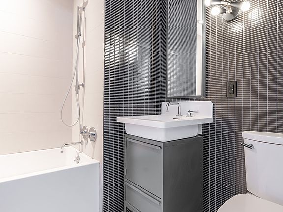 5th image of 54 Noll St #5819