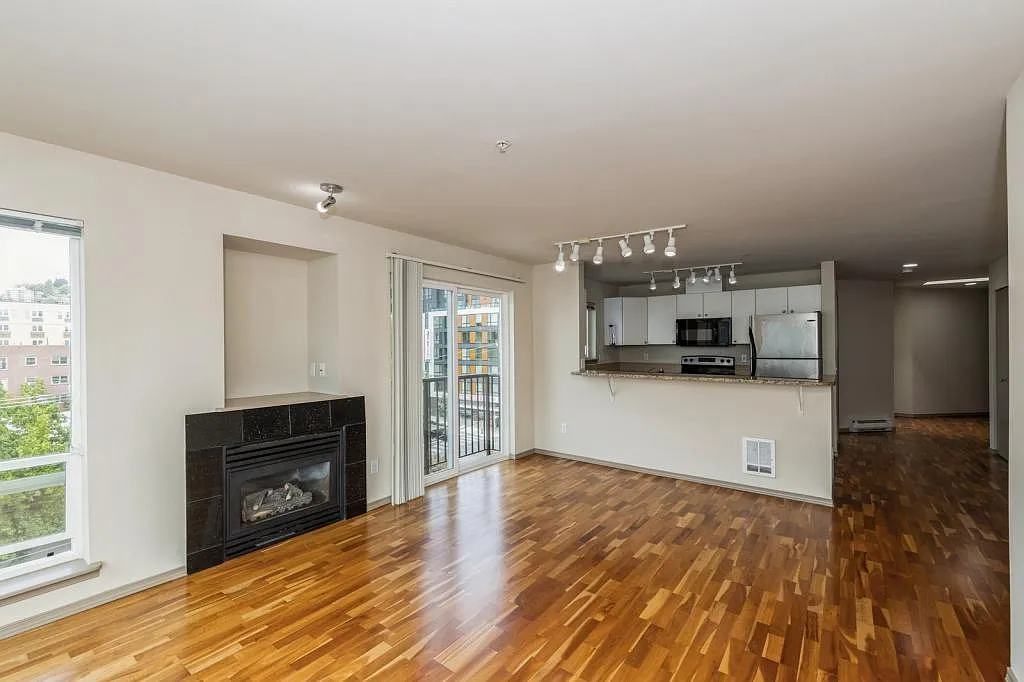 Live at Athena In Lower Queen Anne - 2 bedrooms — Photo 3