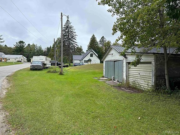 5th image of 558 N County Road 440 Rd
