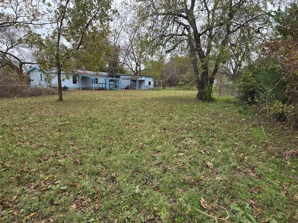 716 N Border St, Cleburne, TX 76031