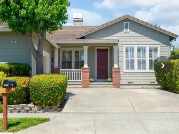 1975 Lansdowne Way, Petaluma, CA 94954