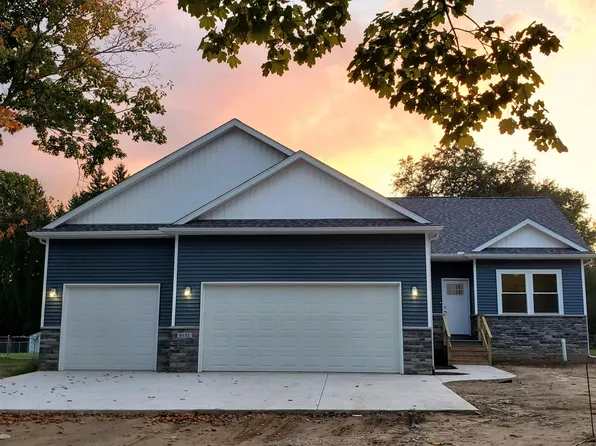 6121 Irish Rd, Davison, MI 48423