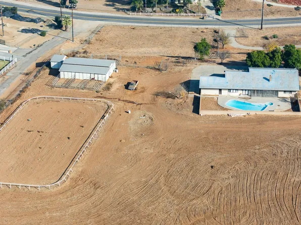 15293 Golden Star Ave, Riverside, CA 92506