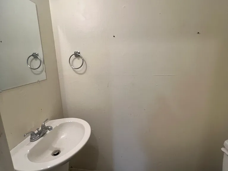 156 Olive St #1 — Photo 5