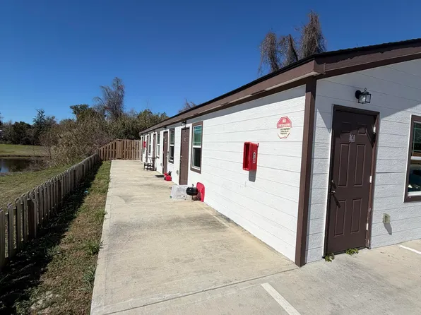 143 Claire Ave #105, Panama City, FL 32401