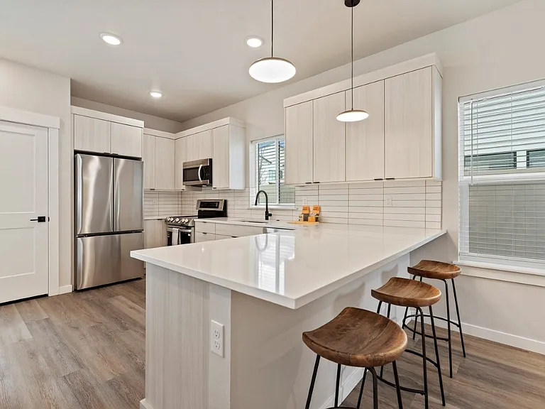 Alpine Landing Townhomes — Photo 10