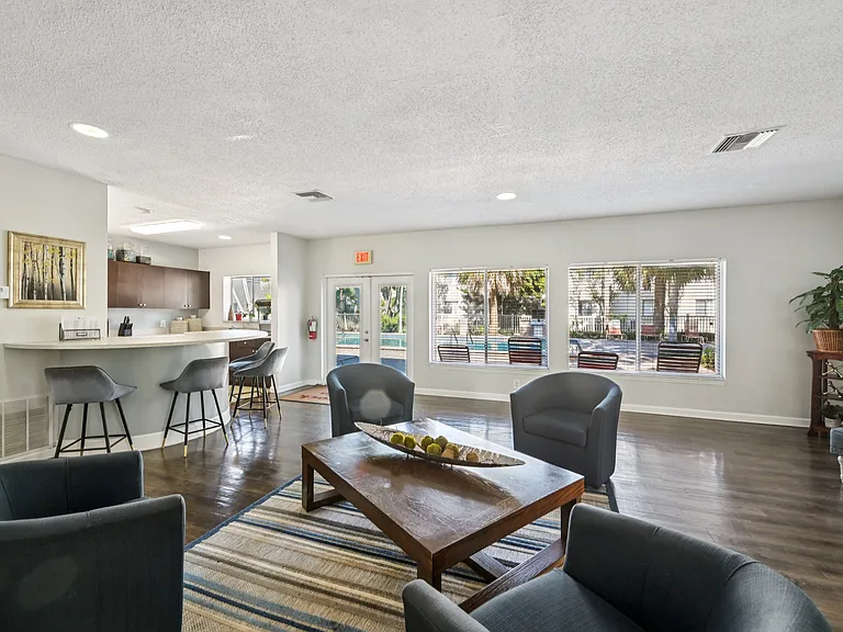 Sarasota South — Photo 18