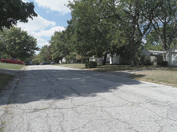 4th image of 1651 Altgeld St