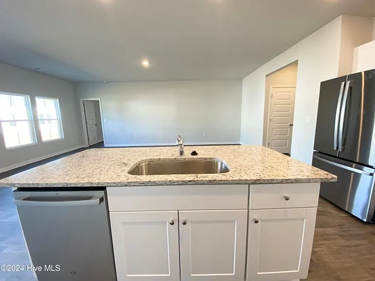 1052 Silverfish Pl NW — Photo 6