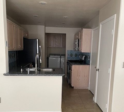 4th image of 901 Angel Star Ln