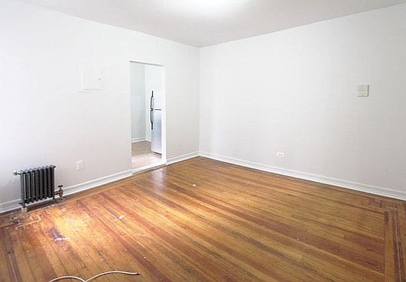 4th image of 152 Sherman Ave APT 43