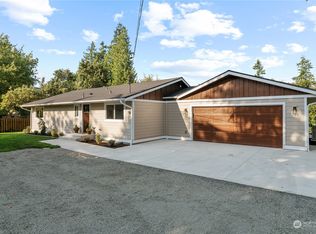 4721 Bayview Ln, Everett, WA 98203