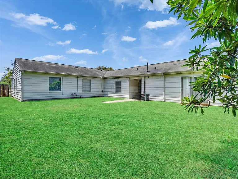 1502 Aldrich St — Photo 39