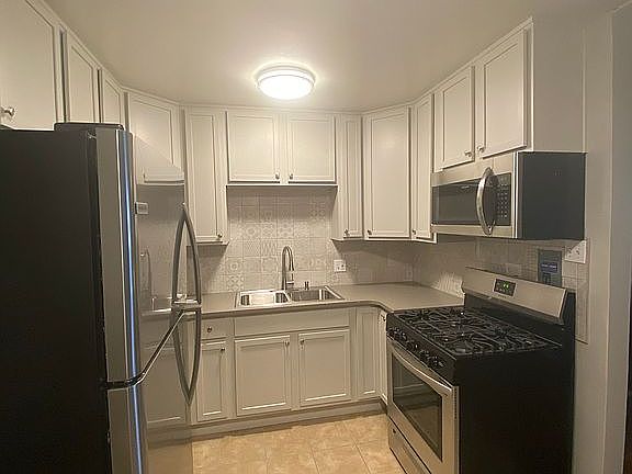 Newly Renovated Kitchen