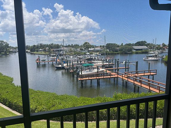 2nd image of 632 Yardarm Dr #632