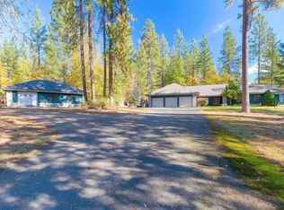 7118 Redthorne Rd, Rogue River, OR 97537