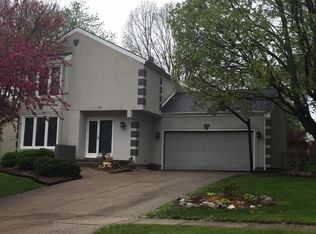 312 38th St, West Des Moines, IA 50265